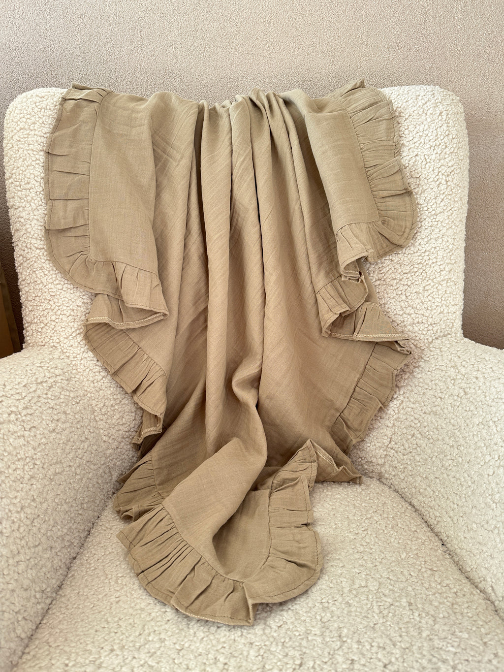 Zachte hydrofiele doek van 100% biologische katoen in neutrale kleuren, perfect voor pasgeborenen - ademend, huidvriendelijk en ideaal voor elk seizoen