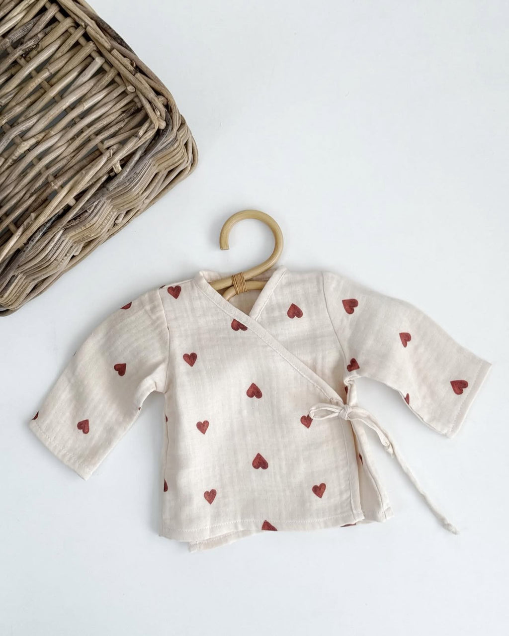 Muslin Newborn set | Biologisch katoen | Rode hartjes | 4-delig