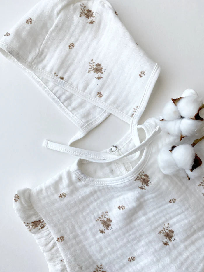 Schort met mutsje | bloemetjes