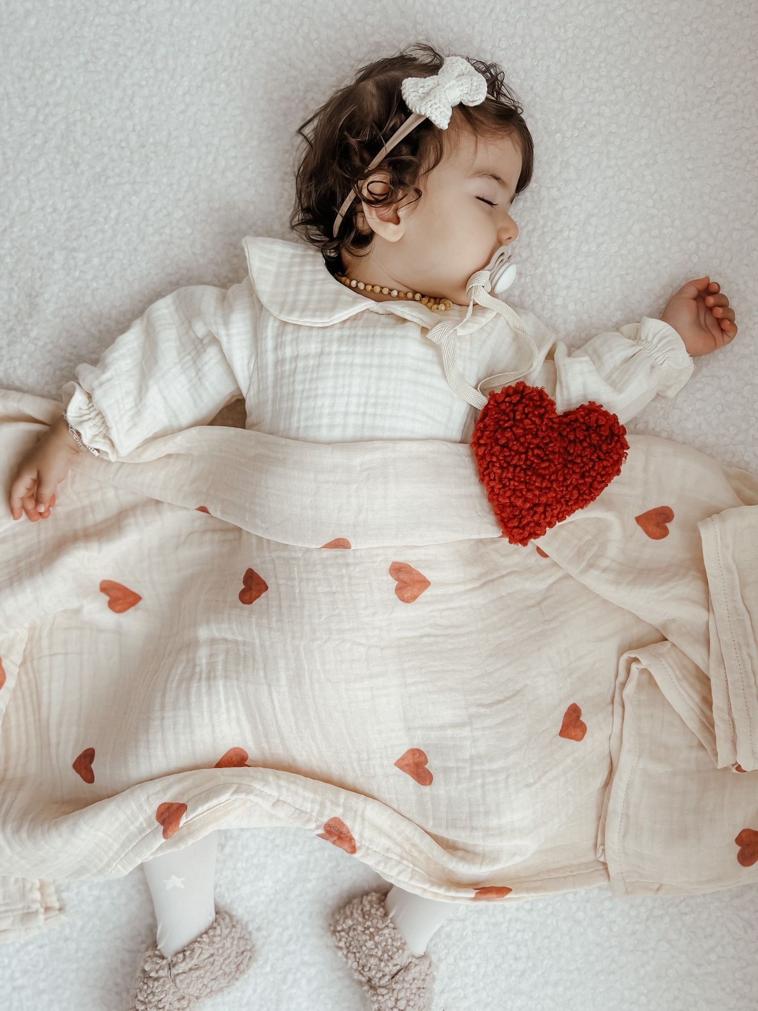 Vierlaags hydrofiele deken van 100x100 cm met hartjesvorm, zacht en ademend voor baby's