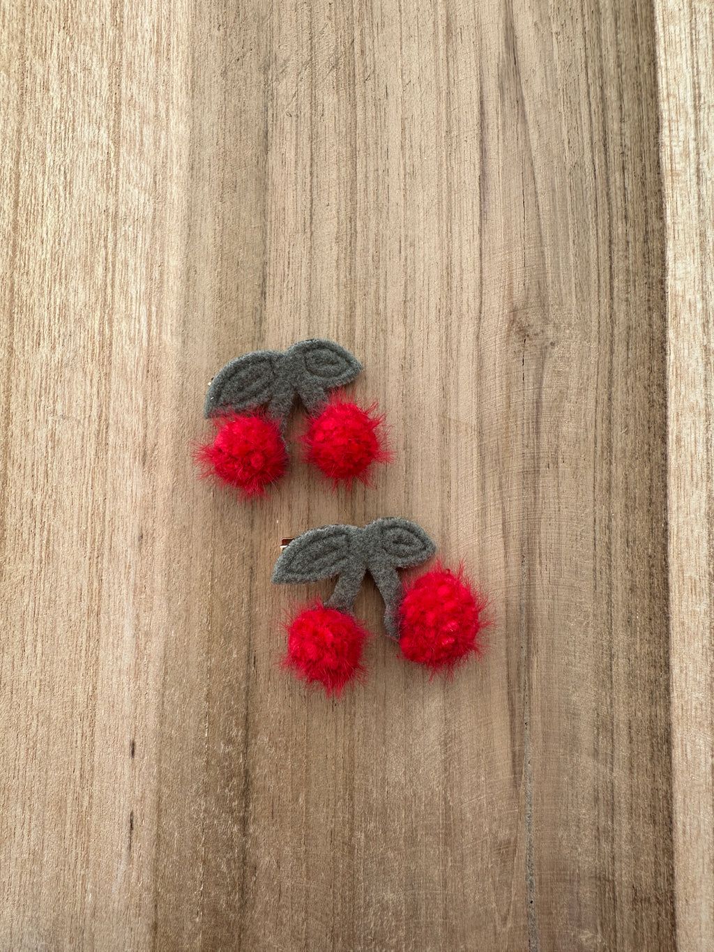 Cherry Clips - Red