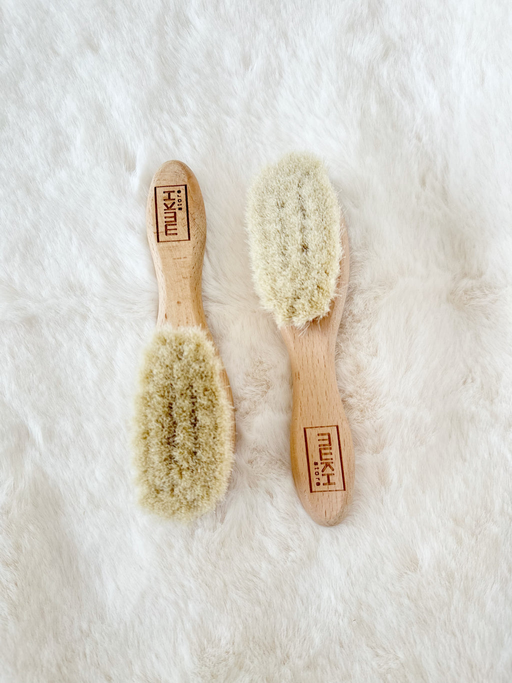 baby borstel 100% geitenhaar. Biologisch en natuurlijke product.