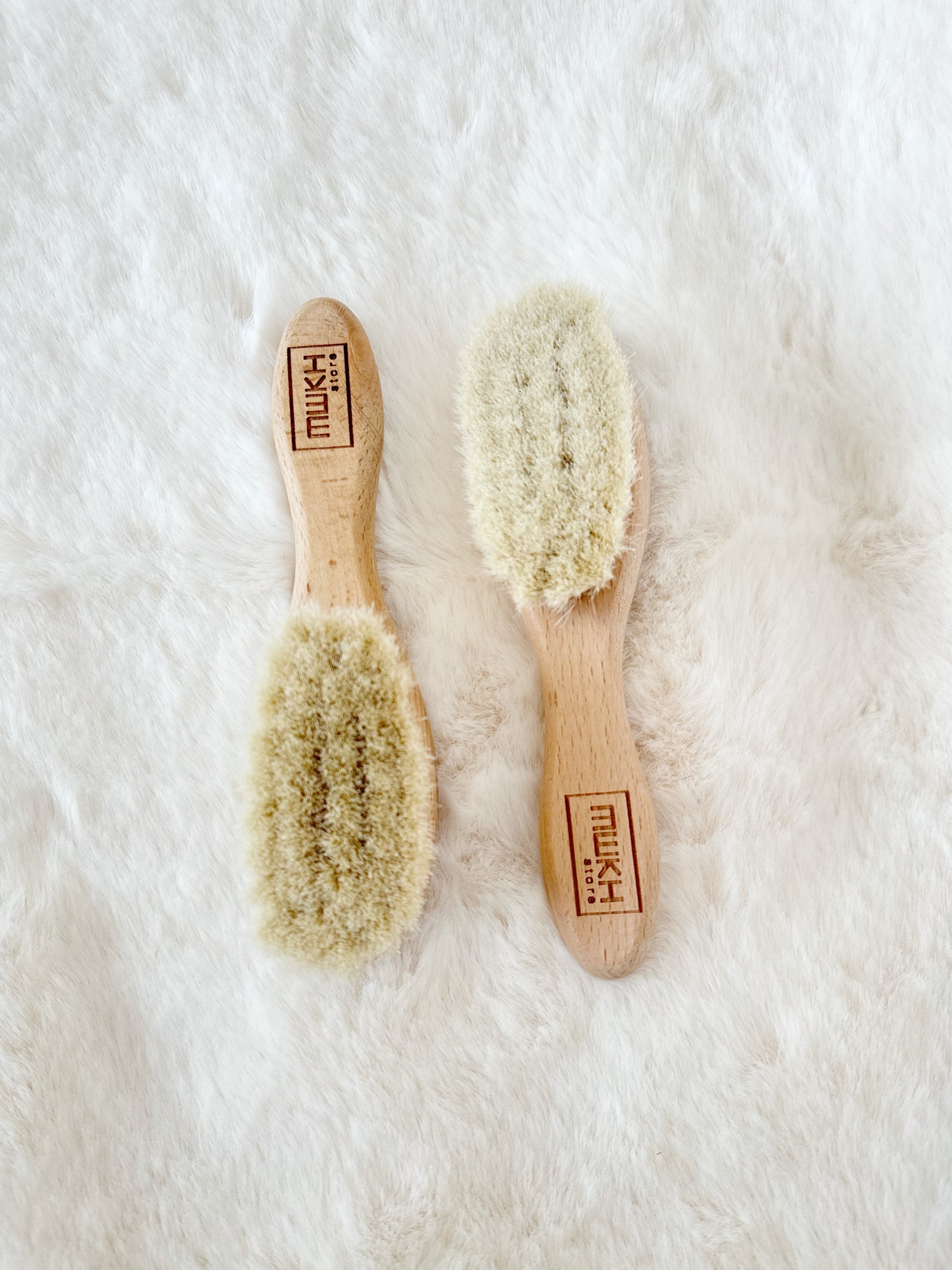 baby borstel 100% geitenhaar. Biologisch en natuurlijke product.